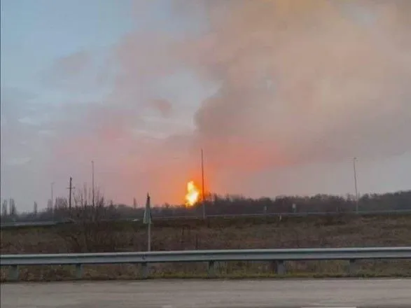 Авария на газопроводе под Лубнами: до сих пор заметно факельное горение до метра высотой