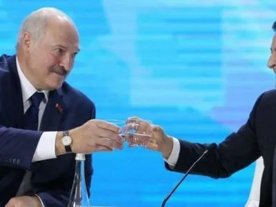 "Не тримаю зла на Зеленського": Лукашенко готовий до діалогу з Києвом