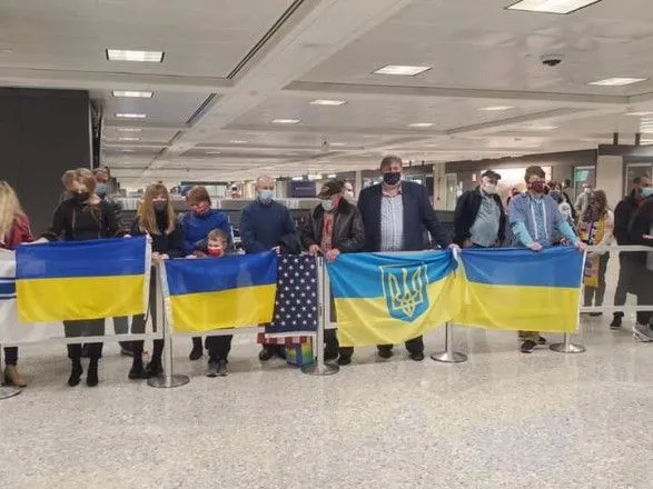 Украинские экипажи катеров "Айленд" прибыли в США для обучения