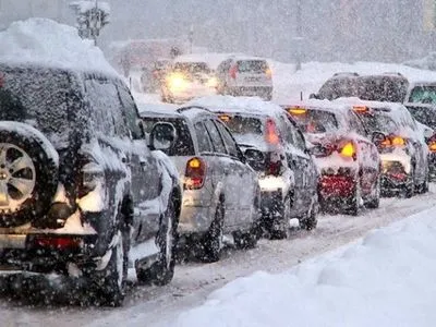 В Україні засніжить: водіїв попередили про погіршення погодних умов