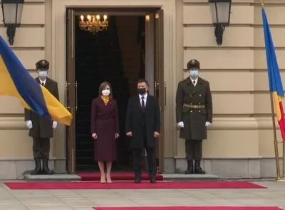 Зеленский встретился с президентом Молдовы Санду тет-а-тет