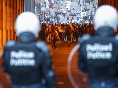 Смерть парня после ареста: в Брюсселе около 500 демонстрантов вышли на протест