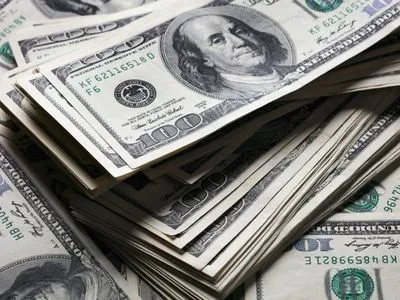 Доллар дорожает: курс валют на 15 января
