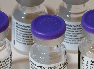 У вакцини Pfizer виявили нові побічні ефекти