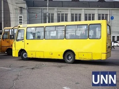 В Киеве уменьшили количество маршруток и автобусов