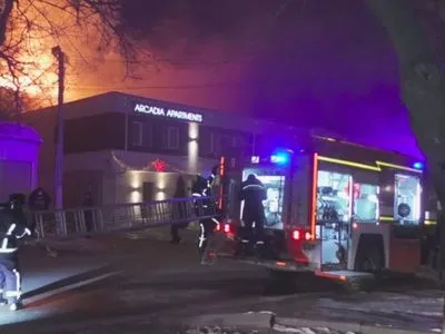 Пожар в одесском отеле: полиция рассматривает две версии
