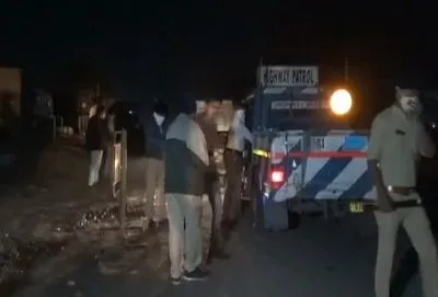 В Індії вантажівка наїхала на сплячих на узбіччі людей: щонайменше 15 загиблих