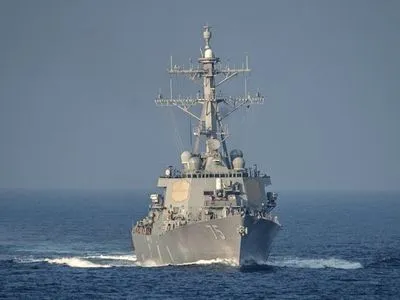 Американский эсминец “Дональд Кук” вошел в Черное море