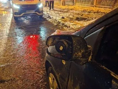 Пьяный водитель в Николаеве сбил патрульную и пытался скрыться с места ДТП