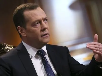 Медведєв заявив, що Україна нібито шантажує Росію зміною формату Мінська