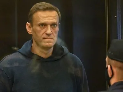 Суд відправив Навального в колонію на 3,5 року