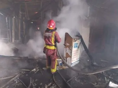 У Первомайську загасили пожежу в “Епіцентрі”