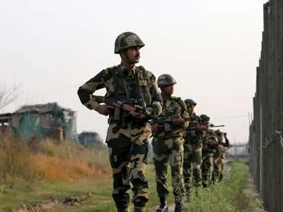 Пакистан обстріляв індійські позиції на лінії зіткнення у Кашмірі: є жертви