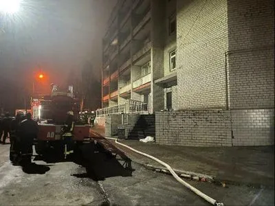 Пожежа у COVID-відділенні лікарні у Запоріжжі: попередня причина трагедії - виток кисню