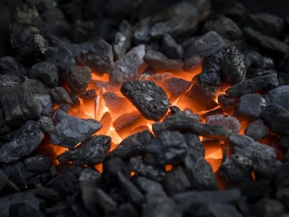 Запаси вугілля на складах ТЕС продовжують зменшуватися