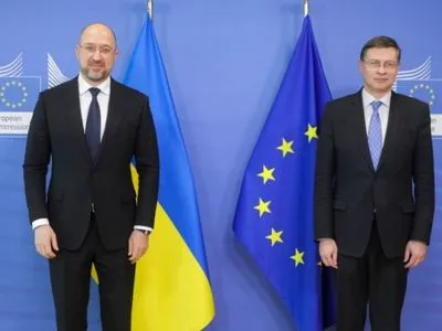 Украина и ЕС проводят консультации о дальнейшей либерализации торговли - Шмыгаль