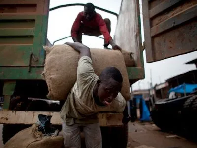 Компании Nestle и Mars обвиняют в использовании детского труда
