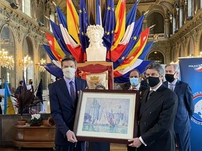 Україна передала Франції викрадену картину Сіньяка