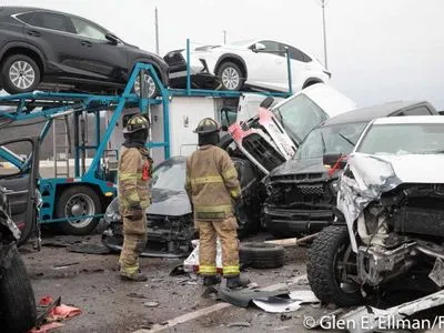П'ятеро людей загинули при зіткненні понад 100 авто в Техасі