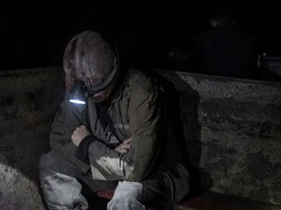 Один человек погиб при обрушении породы в шахте в России