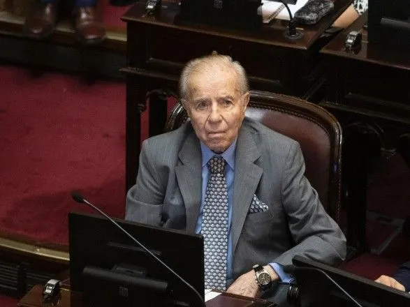 Умер 50-й президент Аргентины Карлос Менем: одиозный правитель, который вывел страну из экономического кризиса