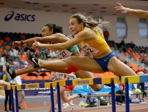 Украинские легкоатлеты оформили победный дубль на международных соревнованиях
