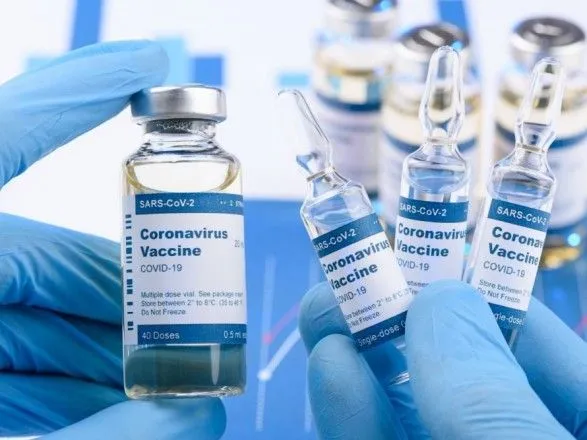 Кличко топит рейтинг Зеленского, обещая привезти вакцину от COVID-19 быстрее него - эксперт