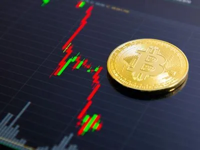 Bitcoin почав стрімке падіння: аналітики назвали причини