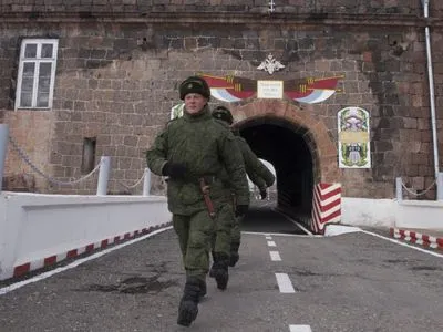 Вірменія допускає перенесення підрозділів військ Росії з її бази ближче до Карабаху