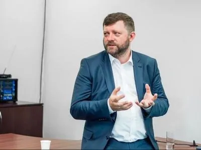 Корниенко рассказал, как поступят с Дмитруком - единственным, кто из "слуг" голосовал против поправок Президента