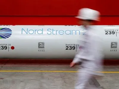 Німецька перестрахувальна компанія, через можливі санкції США, припиняє обслуговувати "Північний потік-2"