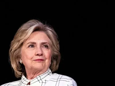 Хиллари Клинтон напишет "политический триллер" о госсекретаре США