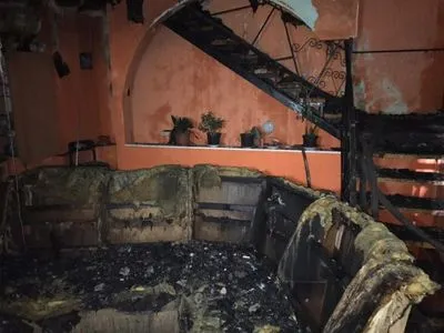 В правительстве сообщили подробности страшного пожара в пансионате в Харькове: окна были зарешечены