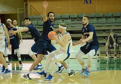 Баскетбол: баззер Кондракова принес "Одессе" победу над "Будивельником"