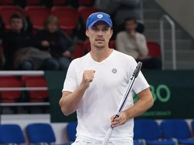 Теннисист Молчанов стал триумфатором третьего турнира в сезоне