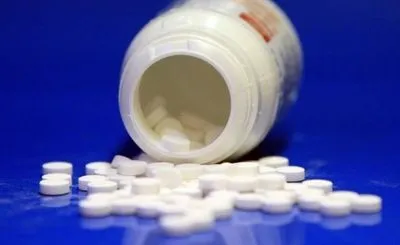 В Сумах две несовершеннолетние девушки наглотались таблеток и сами вызвали "скорую"