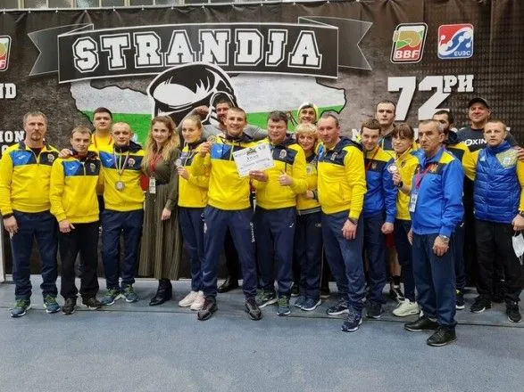 ukrayintsi-zavoyuvali-shist-medaley-v-ramkakh-naystarishogo-turniru-yevropi-z-boksu