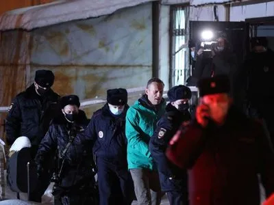 У ГСК повідомили, куди все ж доставлений Навальний