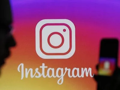 Нова функція Instagram: відтепер прямий ефір зможуть вести відразу 4 людини