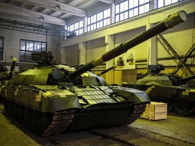 В ВСУ передали пять отремонтированных танков Т-72