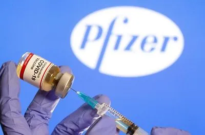 Вакцина від COVID-19 коштуватиме стільки ж, скільки від грипу - Шмигаль