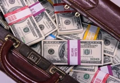 В Хмельницкой области неизвестные отобрали сумку с деньгами у предпринимателя