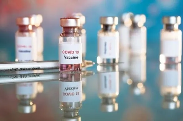 Польша недополучила 62 тысяч доз вакцин AstraZeneca