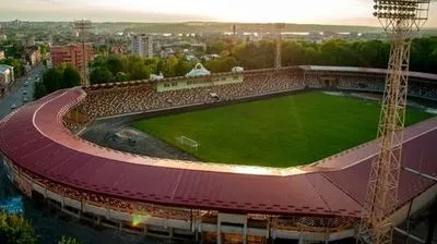 Імені Романа Шухевича: у Тернополі перейменували центральний стадіон
