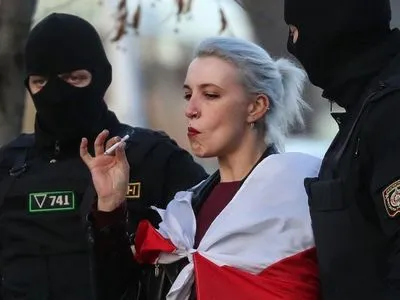 За решеткой в Беларуси находятся 38 женщин-политзаключенных - правозащитники