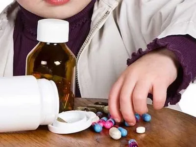Раде рекомендовали принять законопроект о запрете продажи лекарств детям