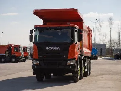 "Слуг народа" прокатили: шведский производитель грузовиков Scania "попиарился" нардепами