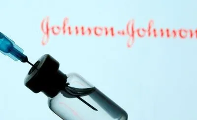 Франція використовуватиме вакцину Johnson&Johnson