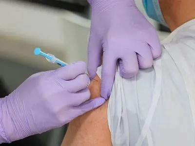 В Україні вакцинували вже понад 51 тисячу осіб