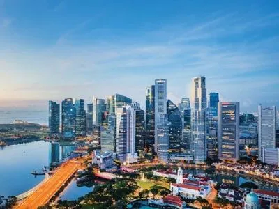 Сингапур до конца года может открыть границы